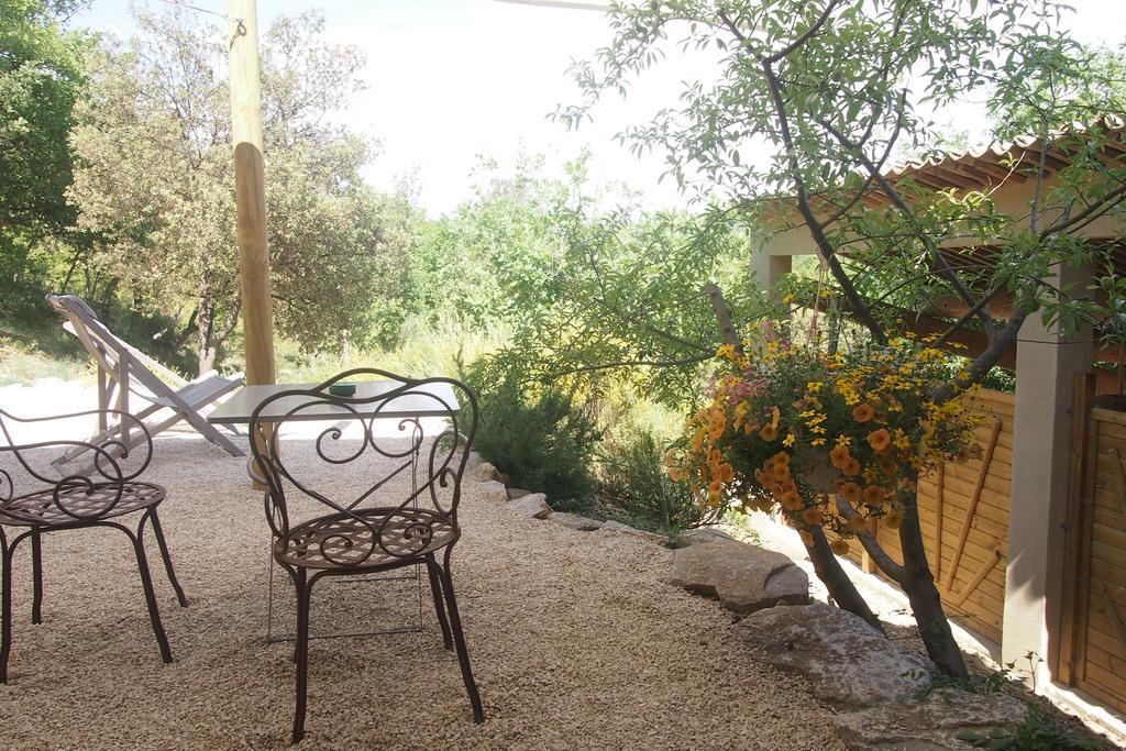 La Maison Des Collines Hotell Allemagne-en-Provence Rum bild